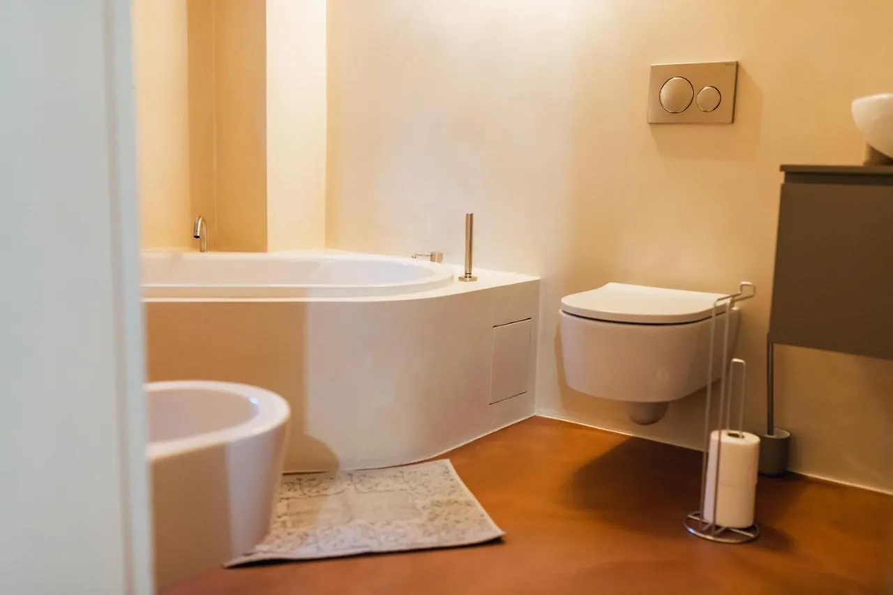 Apartament Private Parking Centro Storico: L'Affresco Bolonia 0*,  Włochy